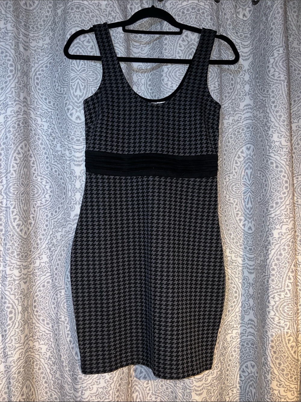 Papaya Houndstooth Tank Sheath Dress - Black and Gray